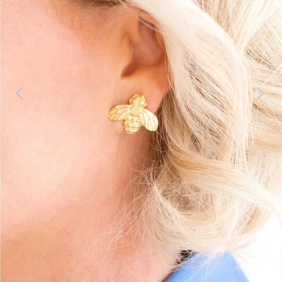 Susan Shaw Bee Earrings with Pearl Drop - no longer available on website. - Picture 1 of 4